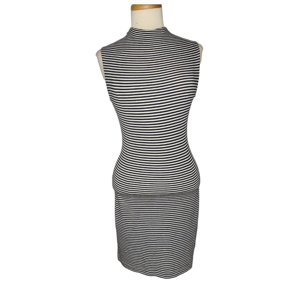 French Connection B&W Striped Sleeveless Dress Bodycon Form Fitting Y2K